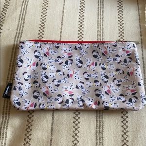 Walt Disney 101 Dalmatians pouch.Disney movie club